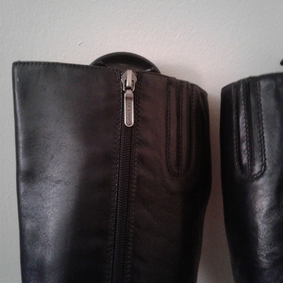 HOST PICK. CARLO PAZOLINI boots. Black leather. 37 - Picture 4 of 6